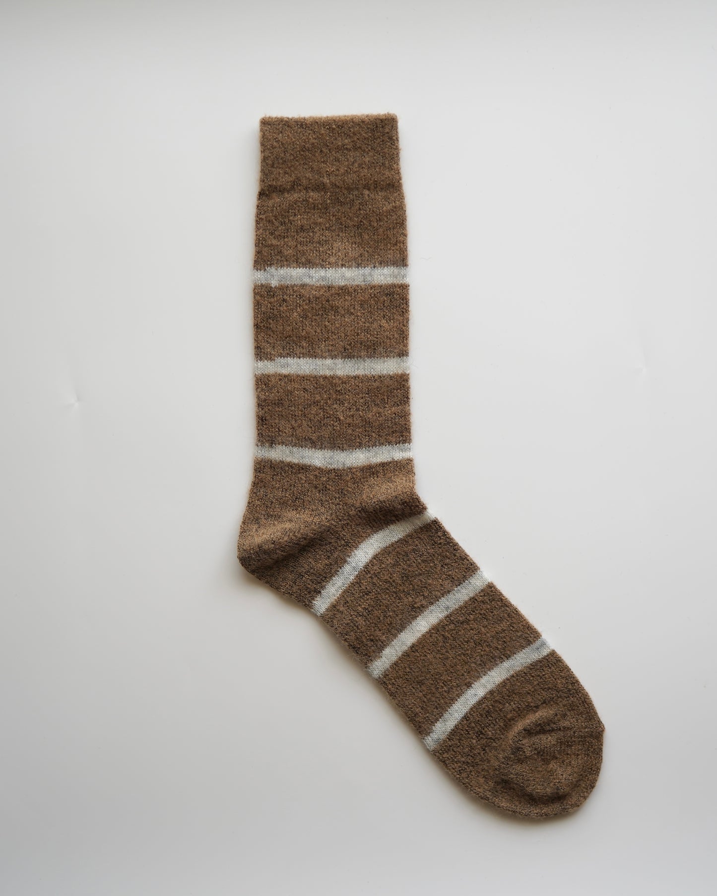 NISHIGUCHI KUTSUSHITA : oslo mohair wool border sock