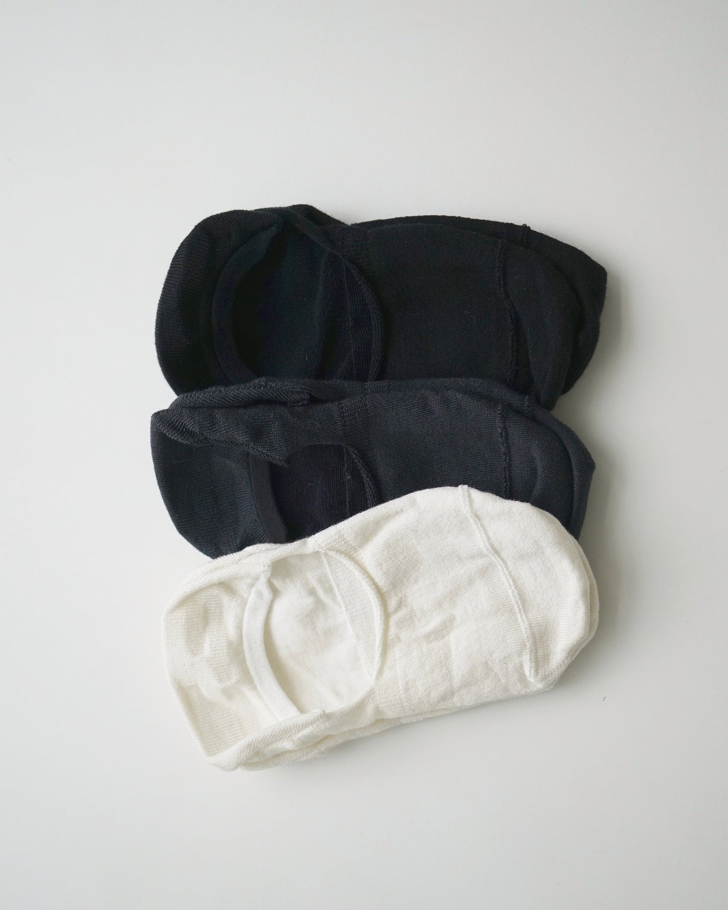 hakne : silk no show liners