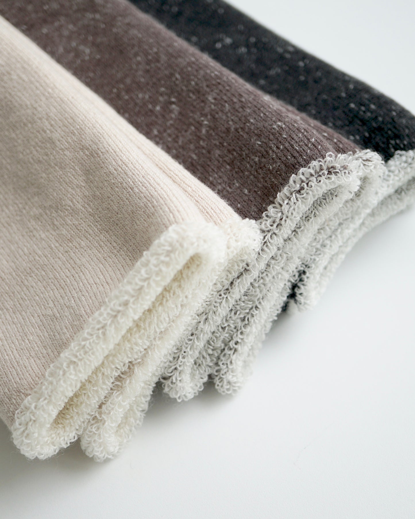 hakne : cotton-wool pile socks