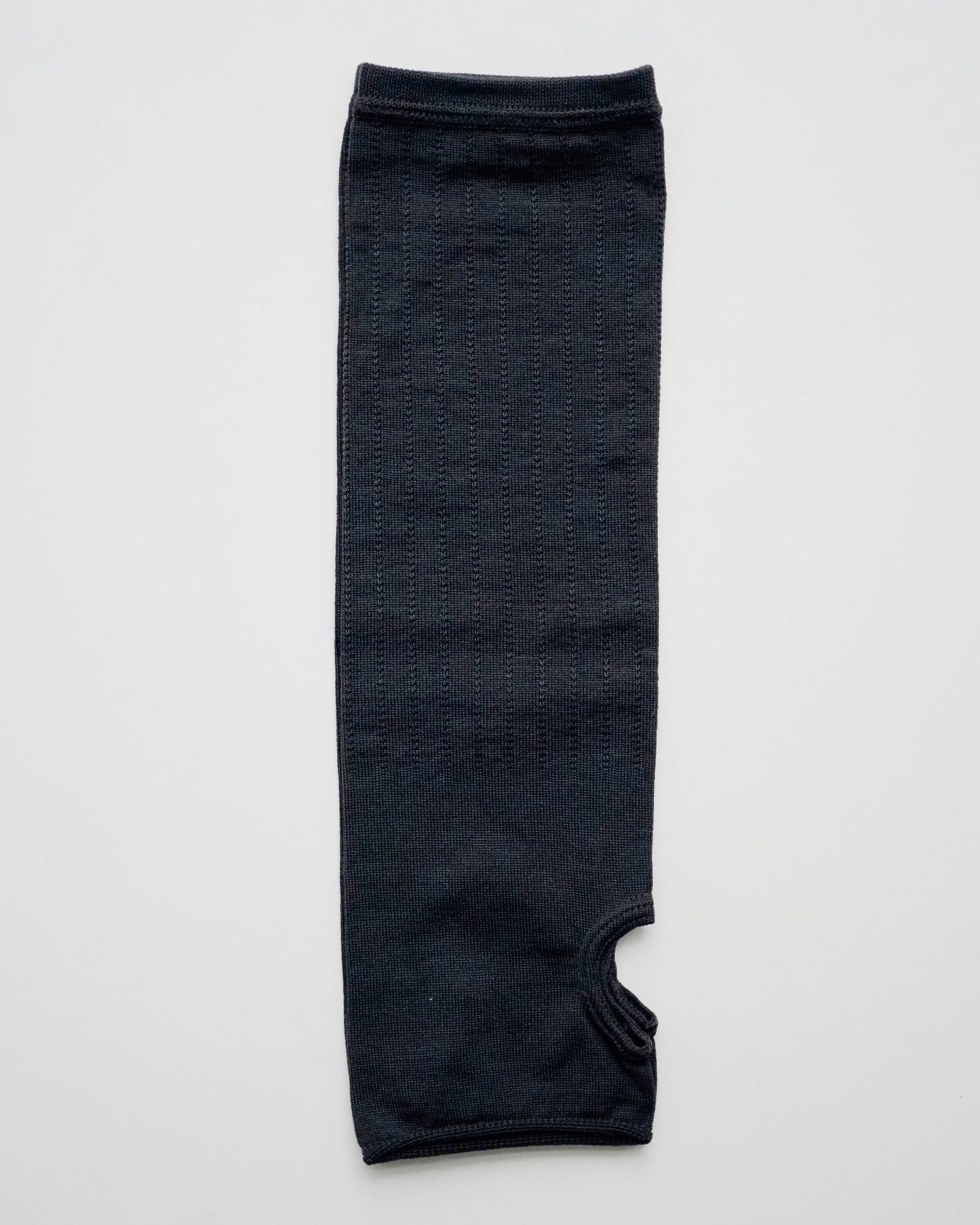 hakne : silk arm covers short