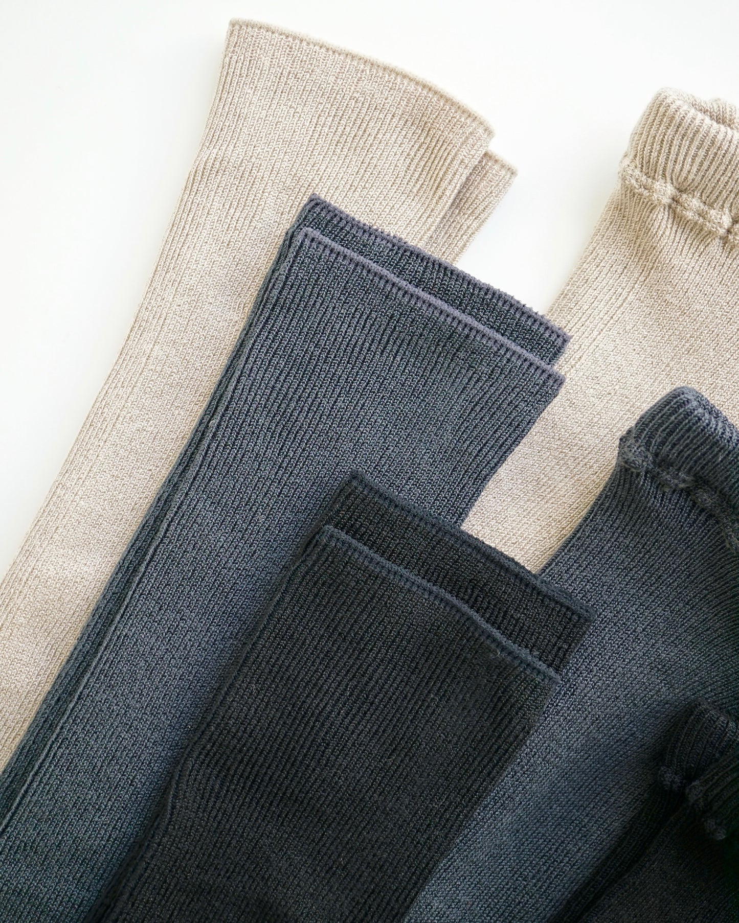 hakne : silk ribbed leggings