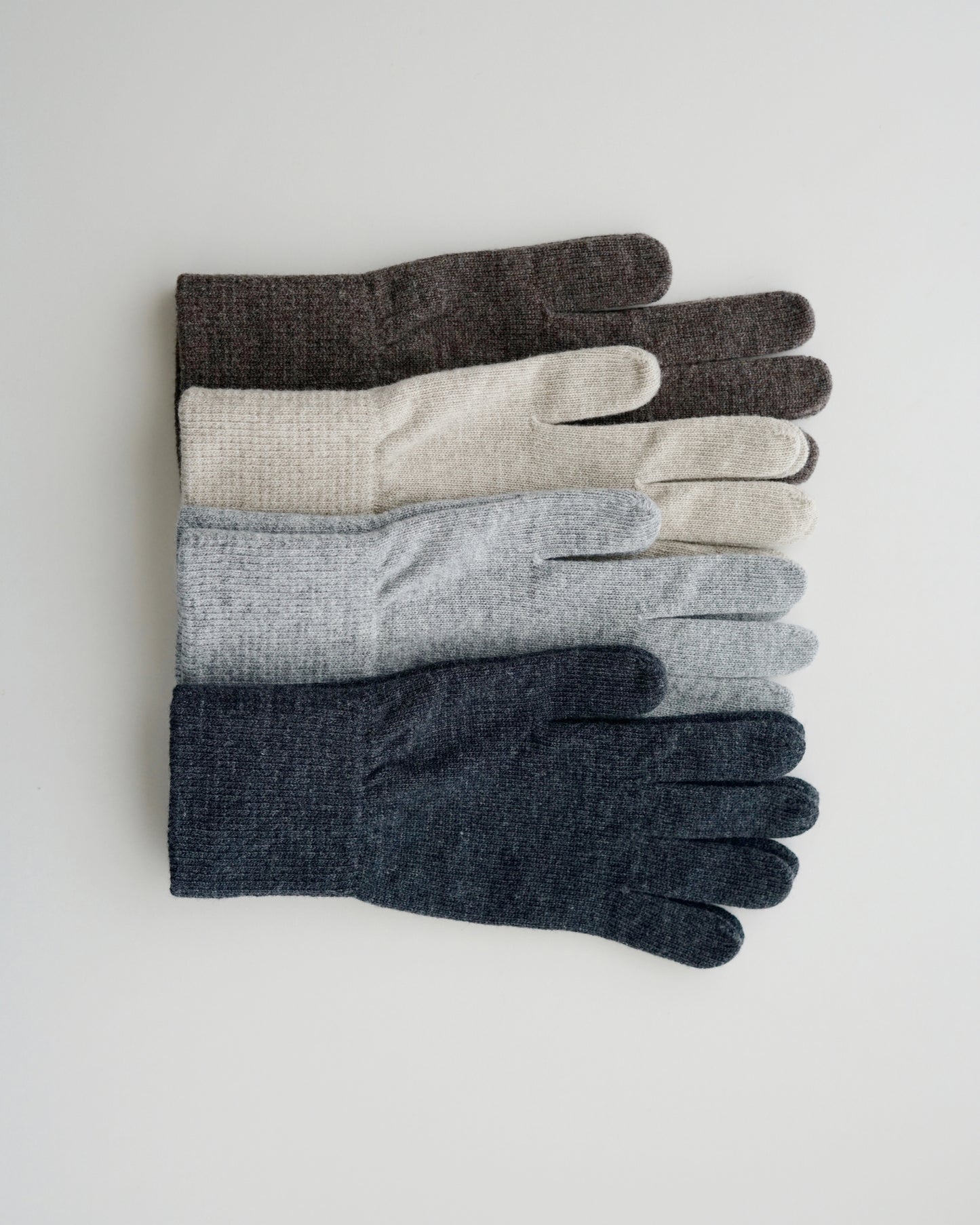 hakne : uruguayan wool gloves