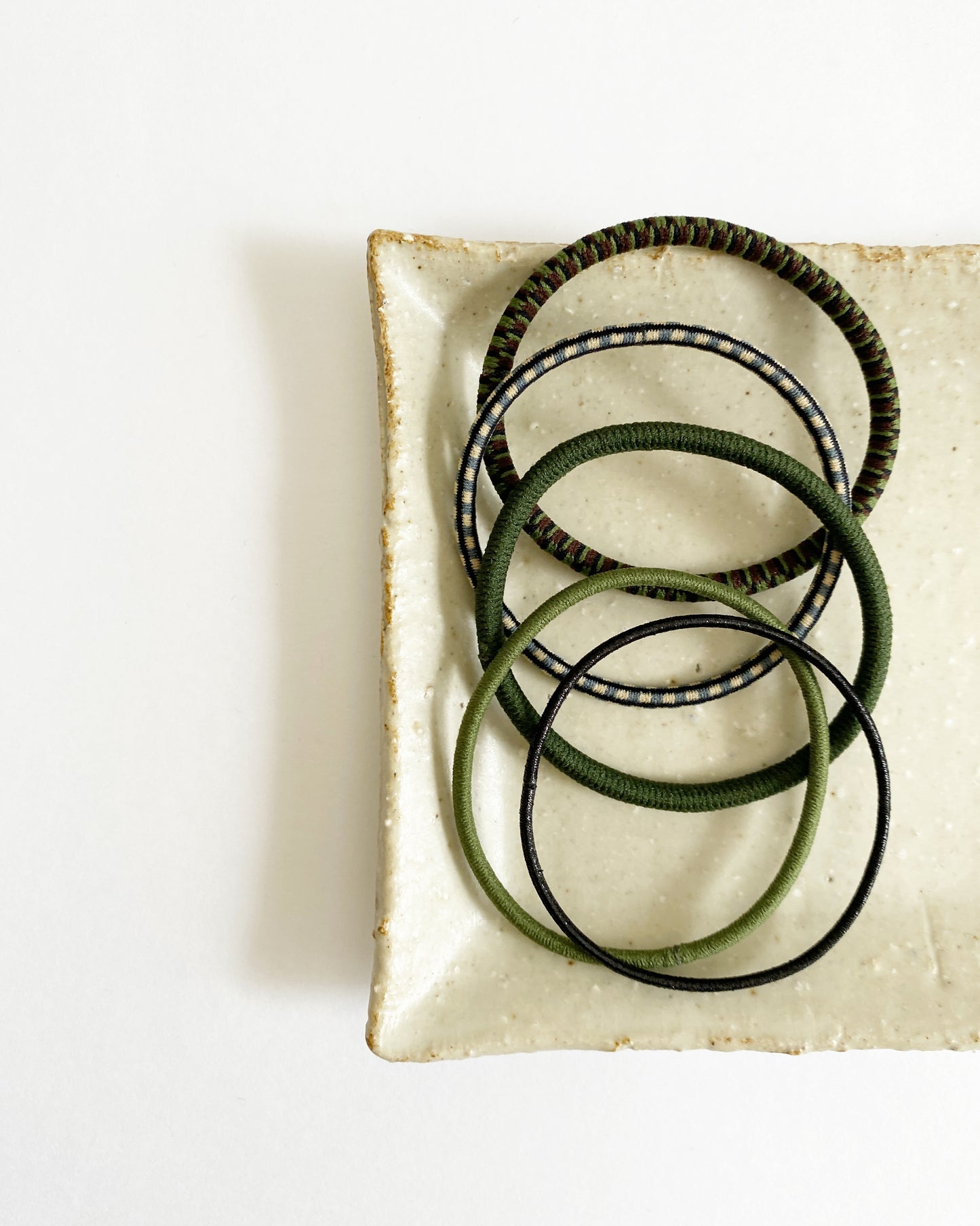 uki : hair ties - nori