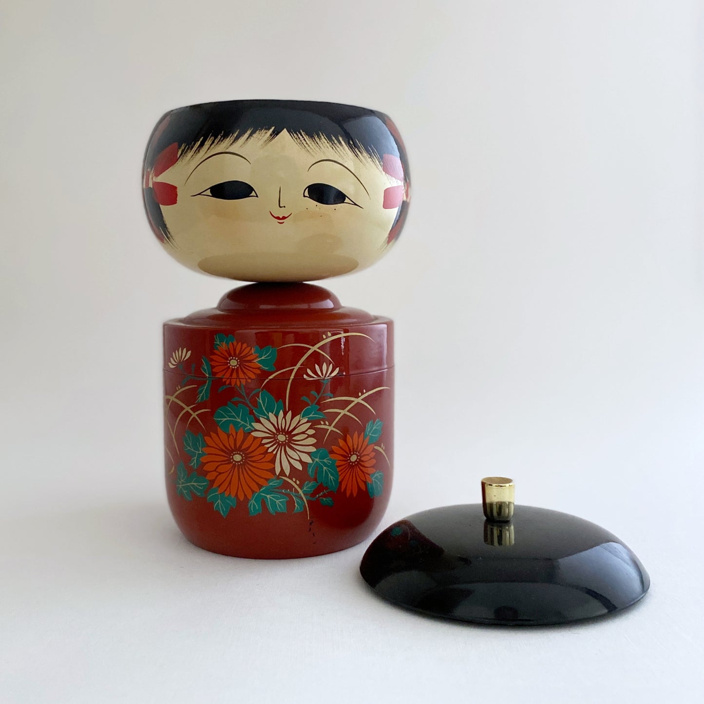 vintage japanese kokeshi container