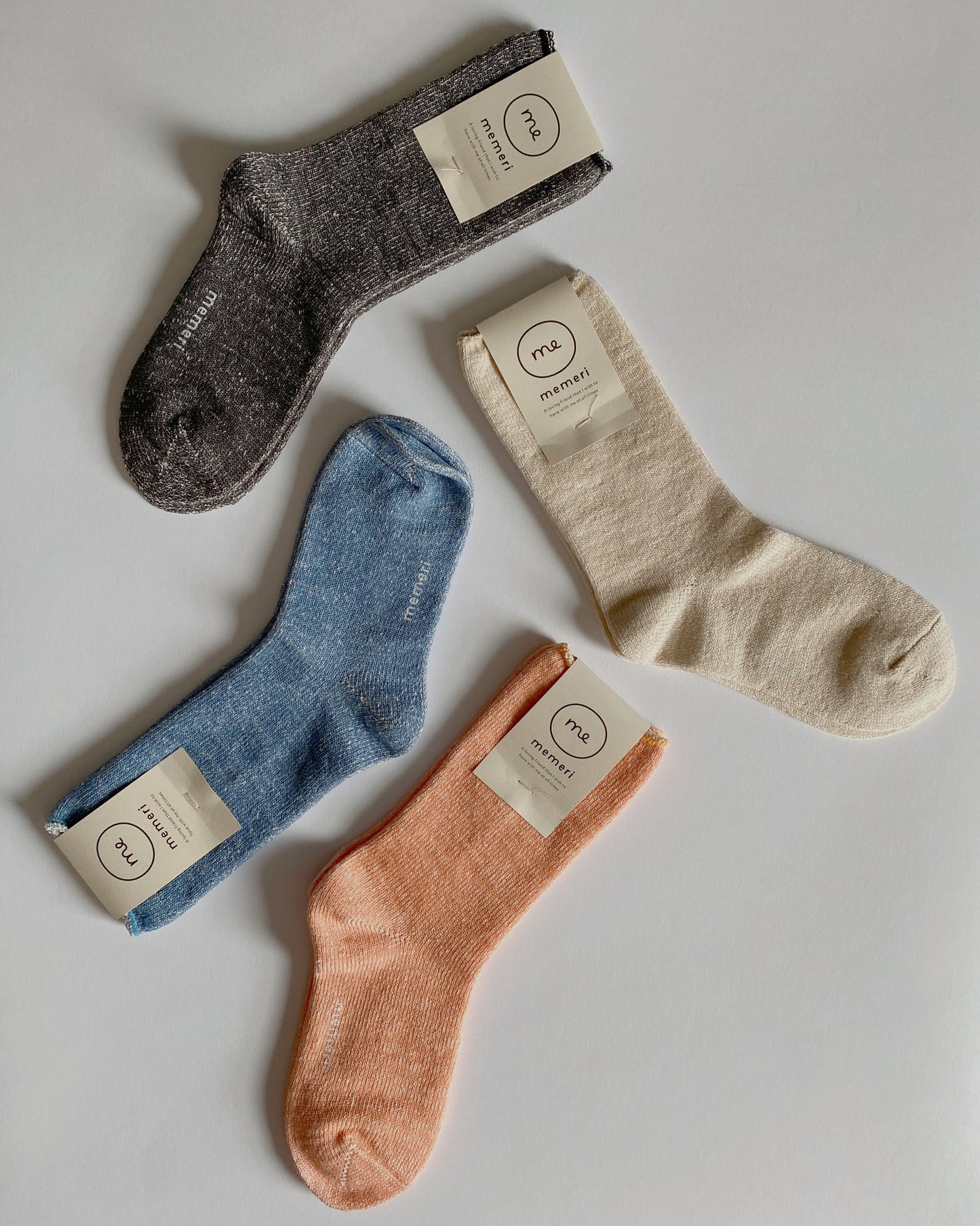 memeri : cotton silk socks