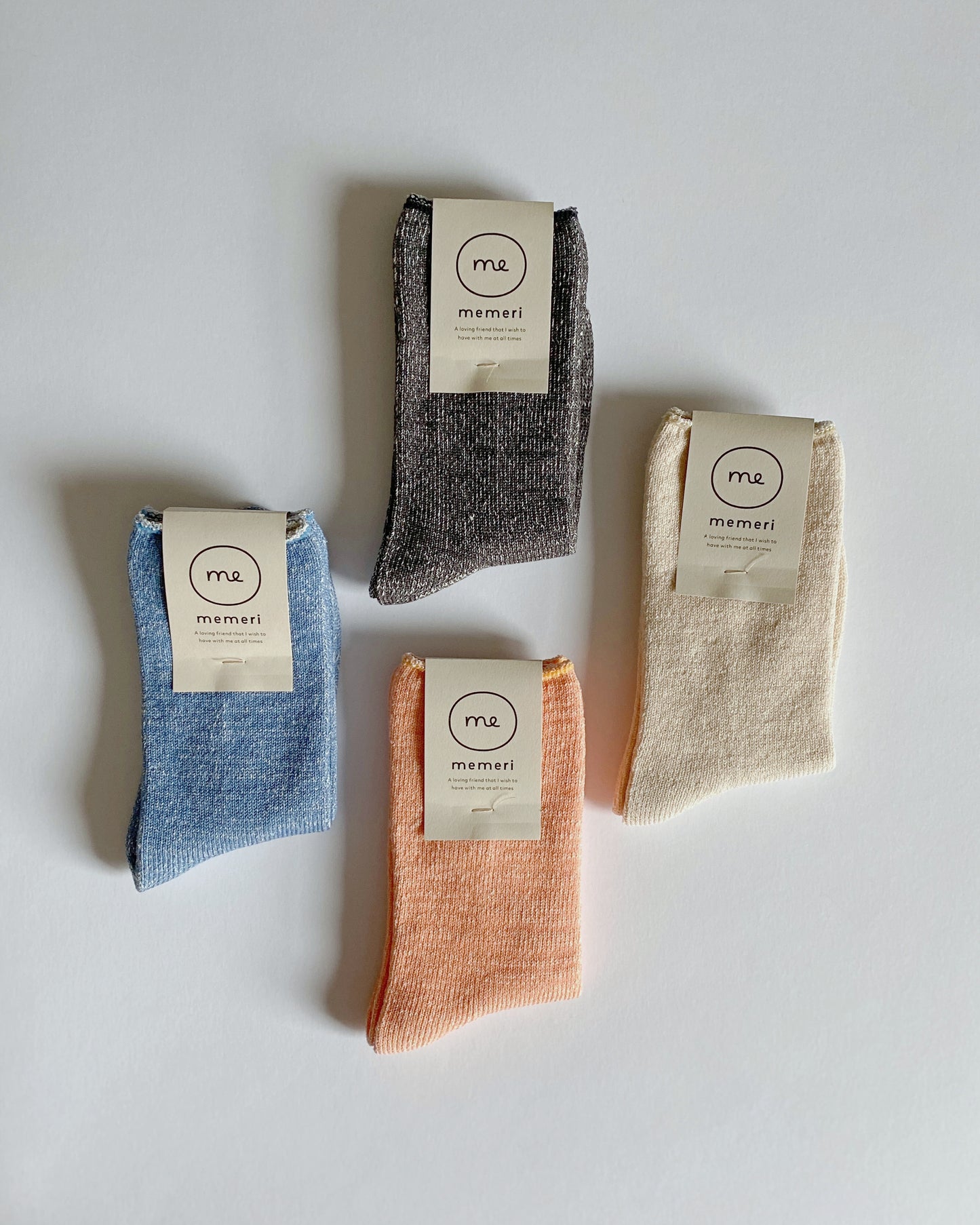 memeri : cotton silk socks