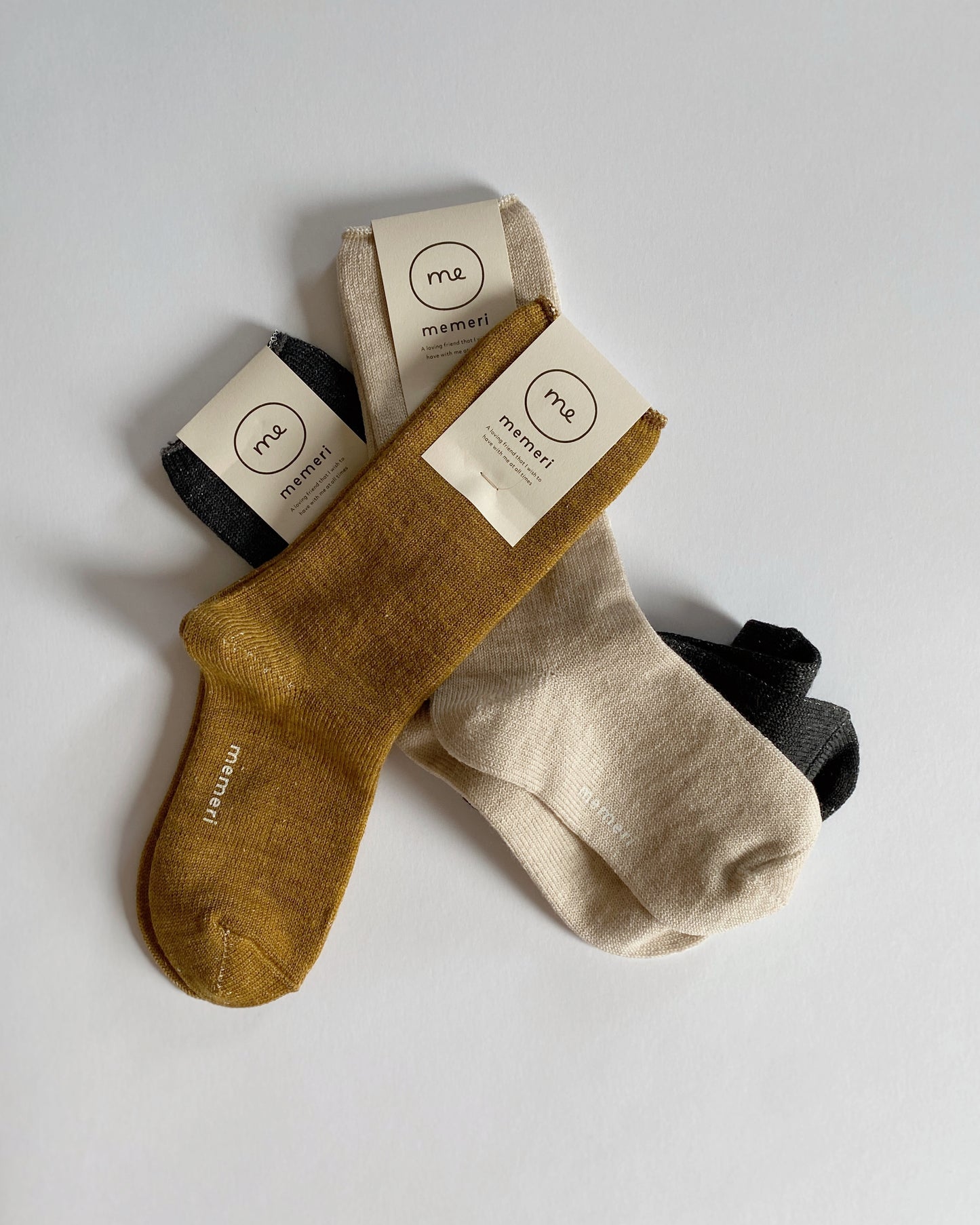 memeri : wool silk socks