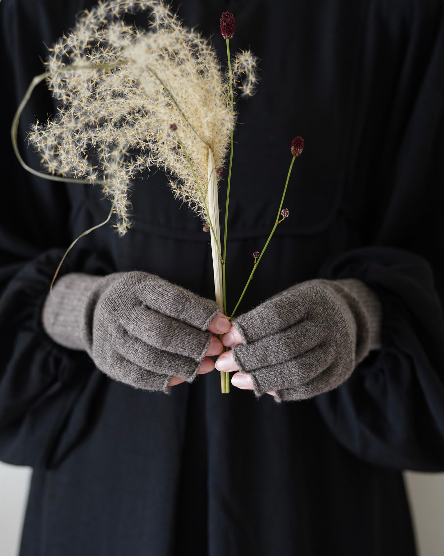 memeri : merino wool fingerless gloves
