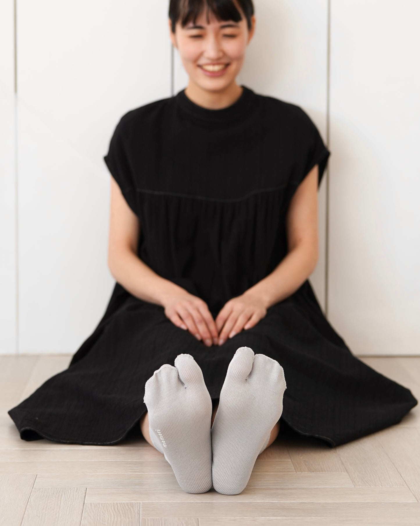 memeri : giza cotton tabi socks