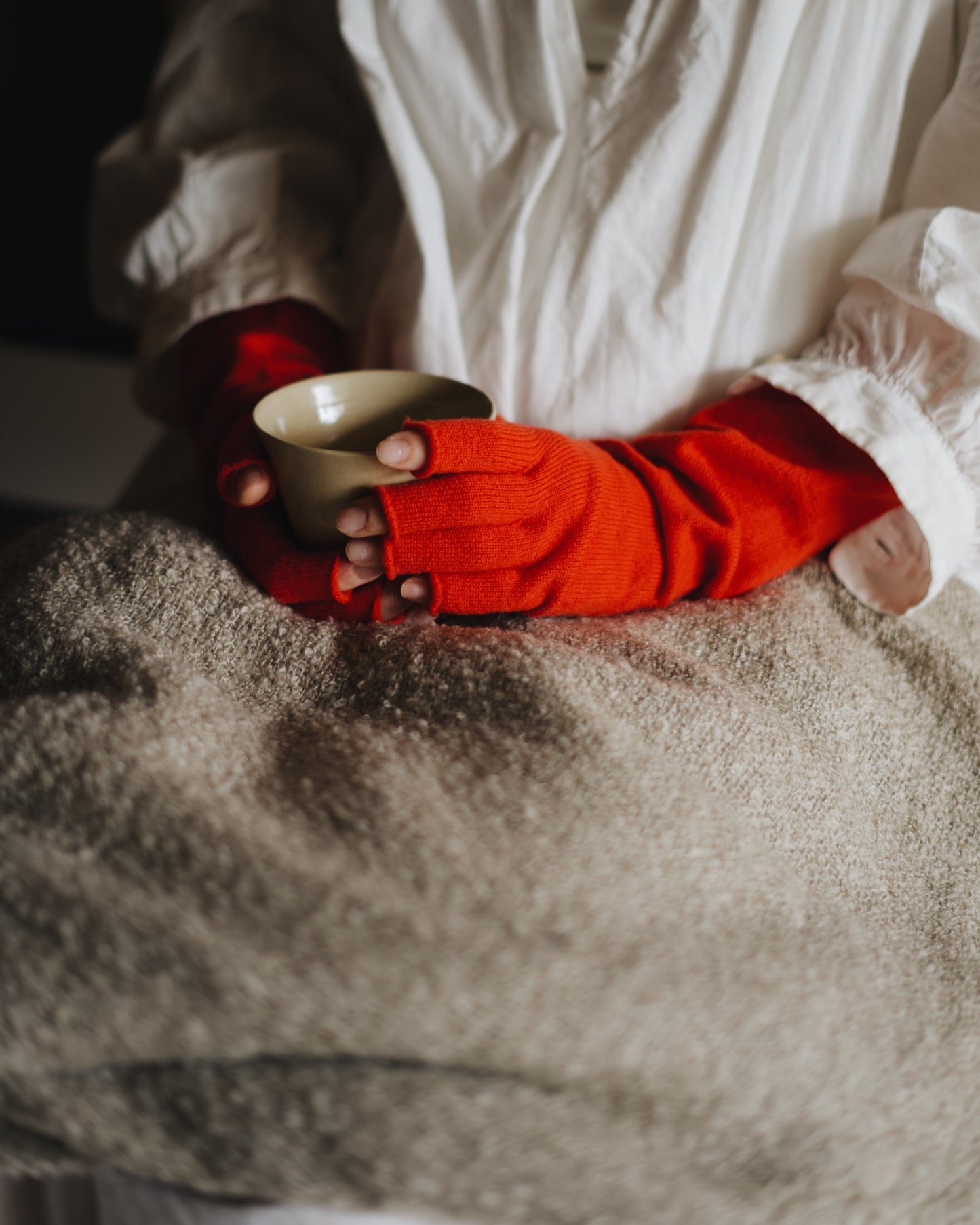 NISHIGUCHI KUTSUSHITA : teni merino wool gloves