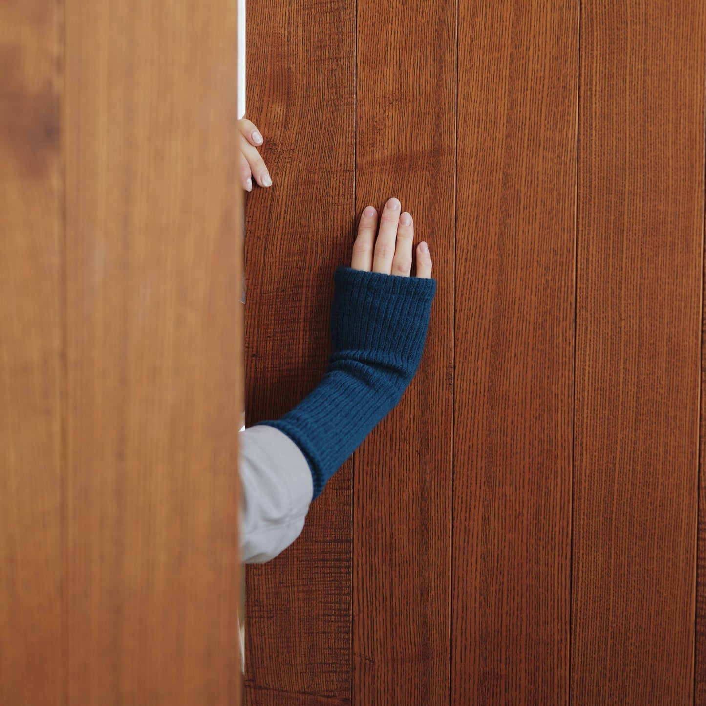 NISHIGUCHI KUTSUSHITA : alpaca wool arm and leg warmers