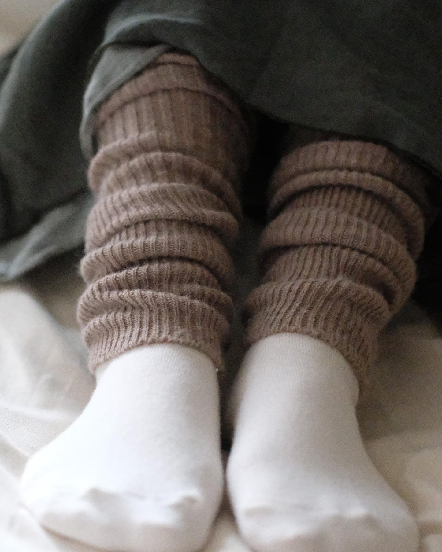 NISHIGUCHI KUTSUSHITA : alpaca wool arm and leg warmers