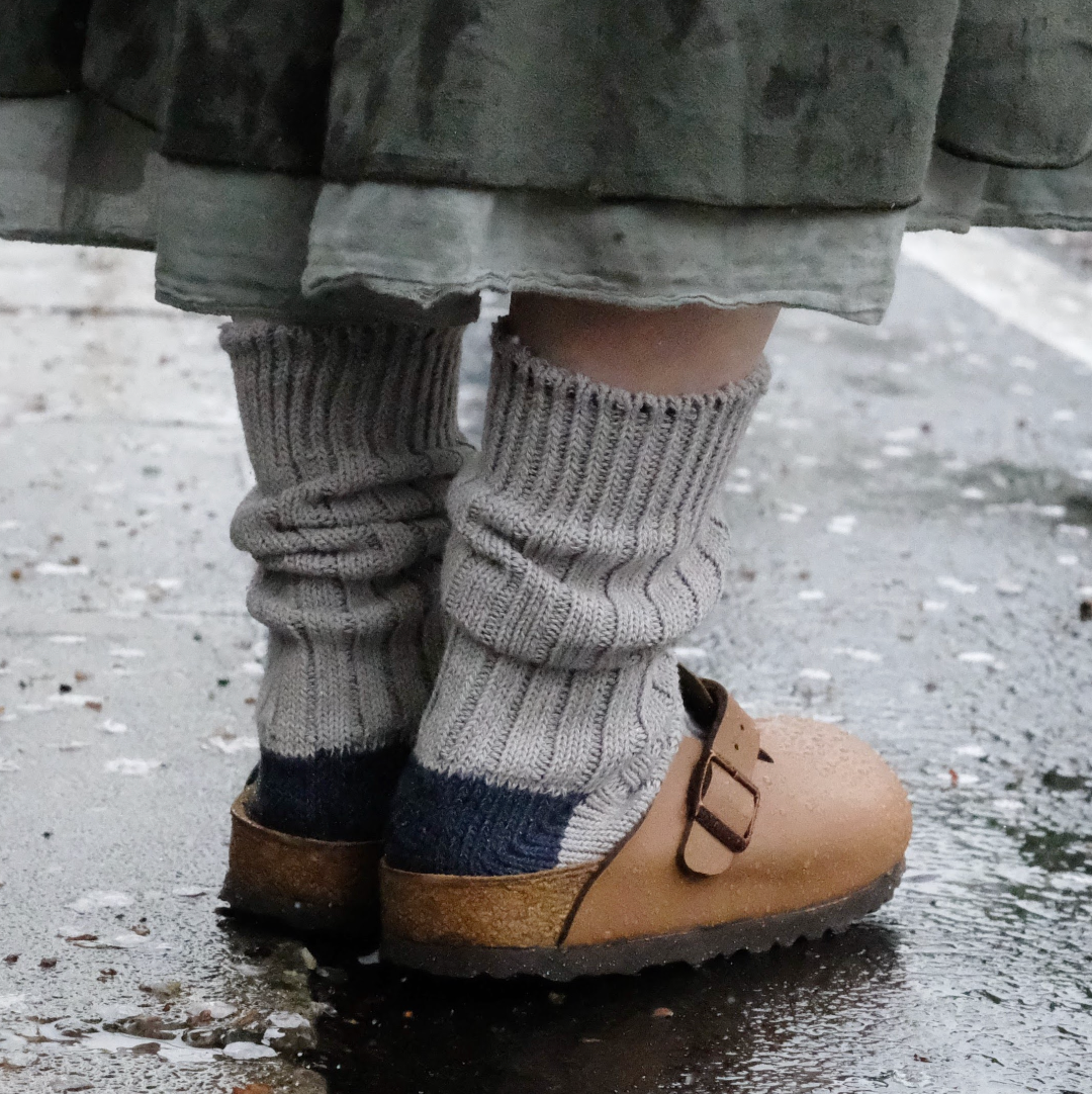 NISHIGUCHI KUTSUSHITA : Luxurious Cotton Ribbed Socks