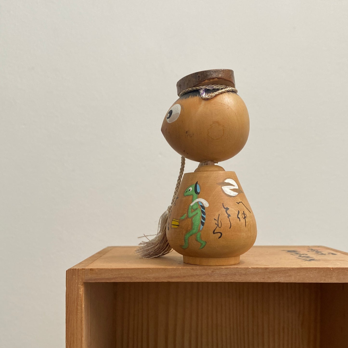 vintage japanese kokeshi