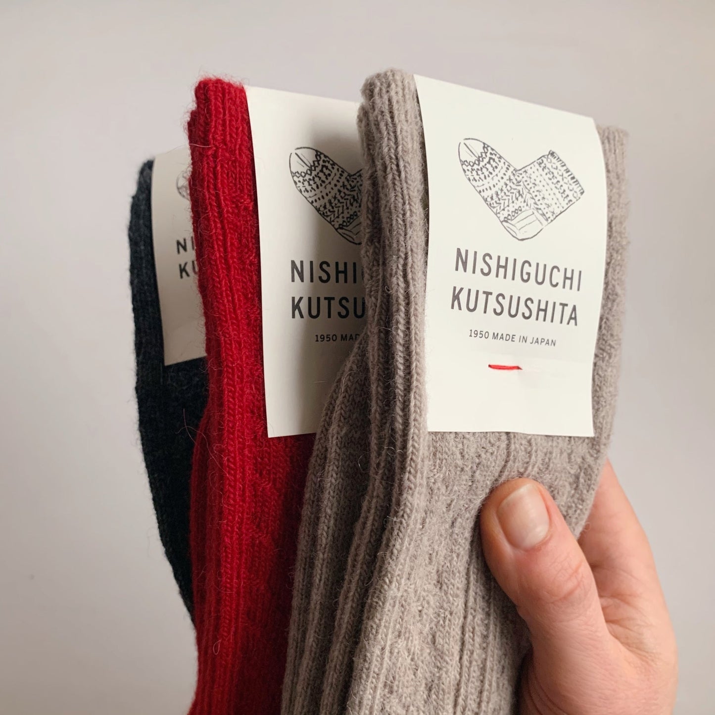 NISHIGUCHI KUTSUSHITA : praha alpaca wool cable sock