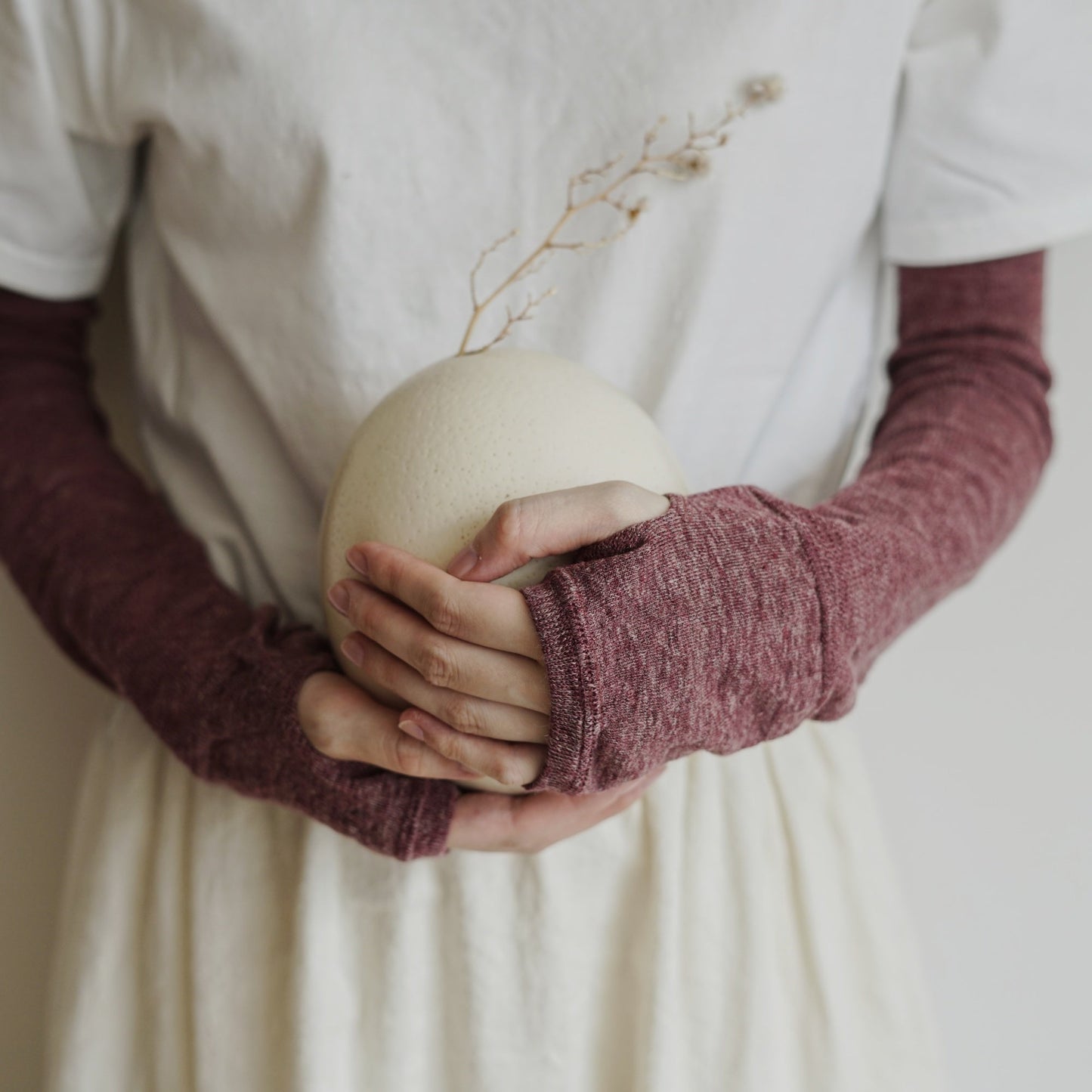 NISHIGUCHI KUTSUSHITA : teni linen arm covers long