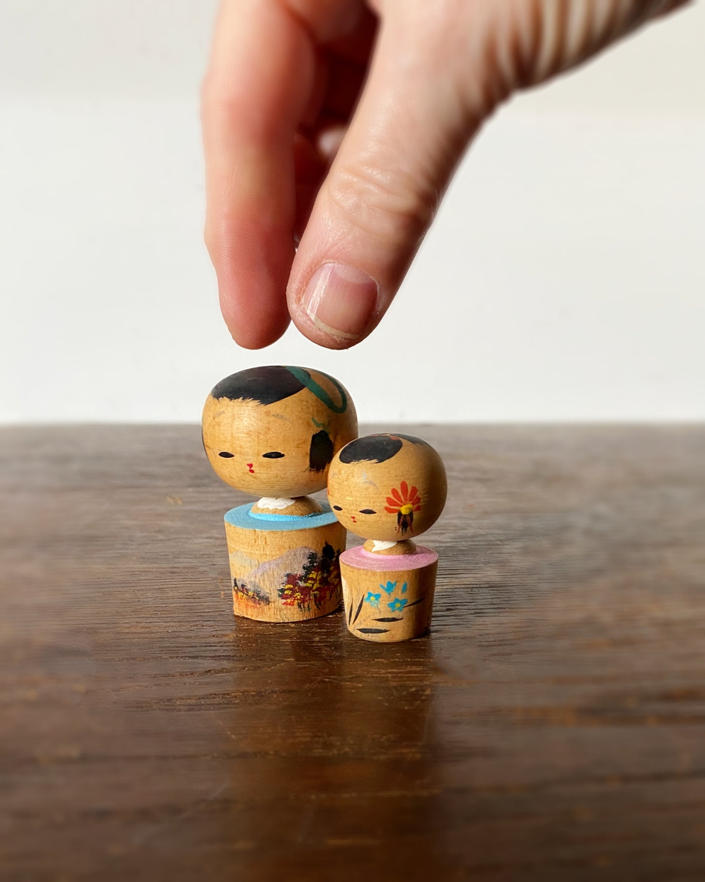 vintage floral souvenir kokeshi pair