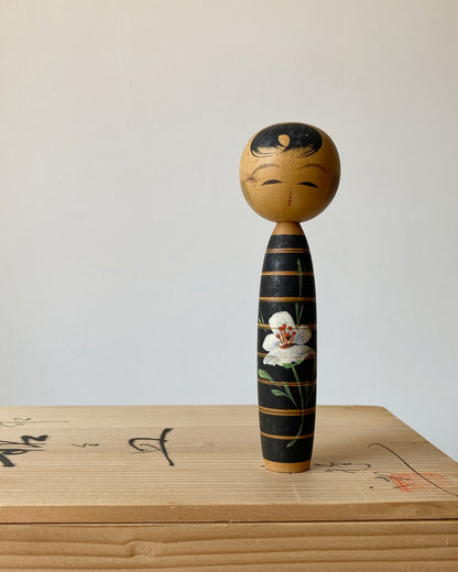 vintage kokeshi doll