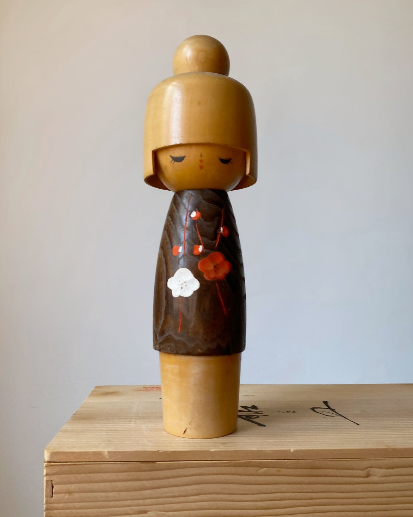 vintage kokeshi doll