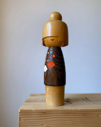 vintage kokeshi doll