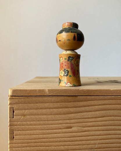 vintage kokeshi doll