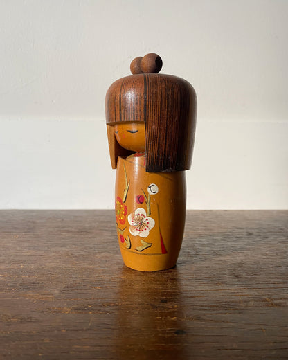 vintage blossom kokeshi