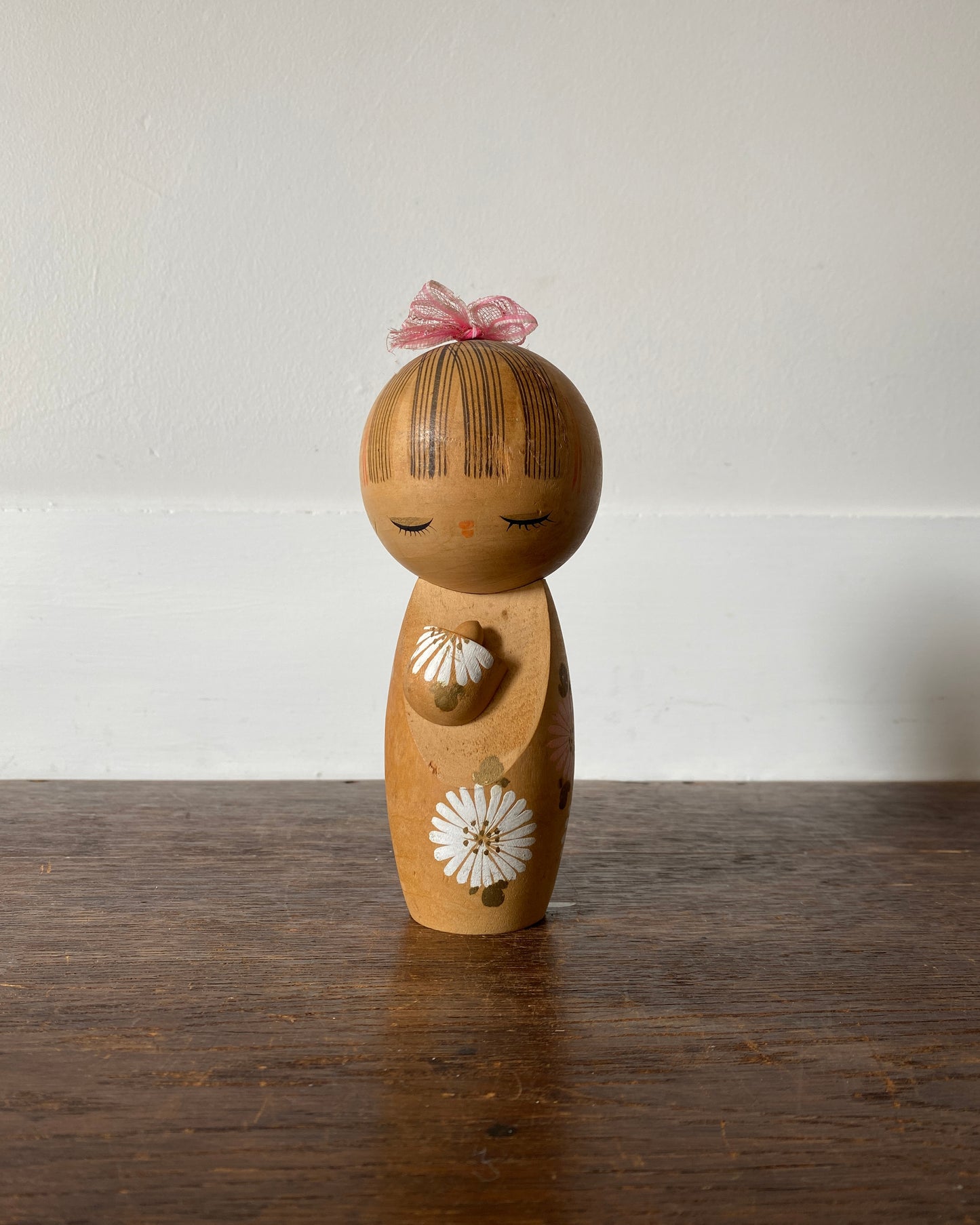 vintage chrysanthemum kokeshi