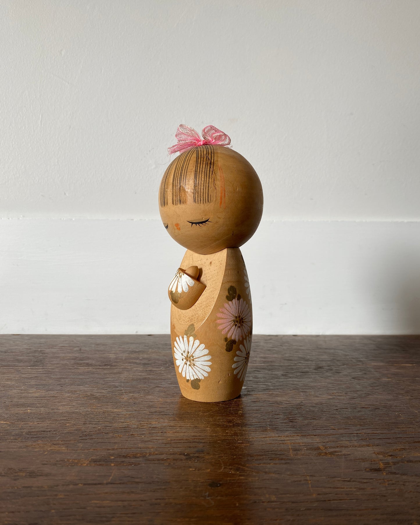vintage chrysanthemum kokeshi