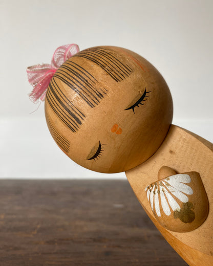vintage chrysanthemum kokeshi