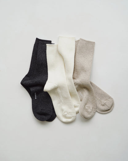 hakne : wool cashmere ribbed socks