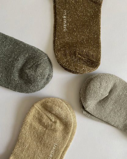memeri : linen silk socks