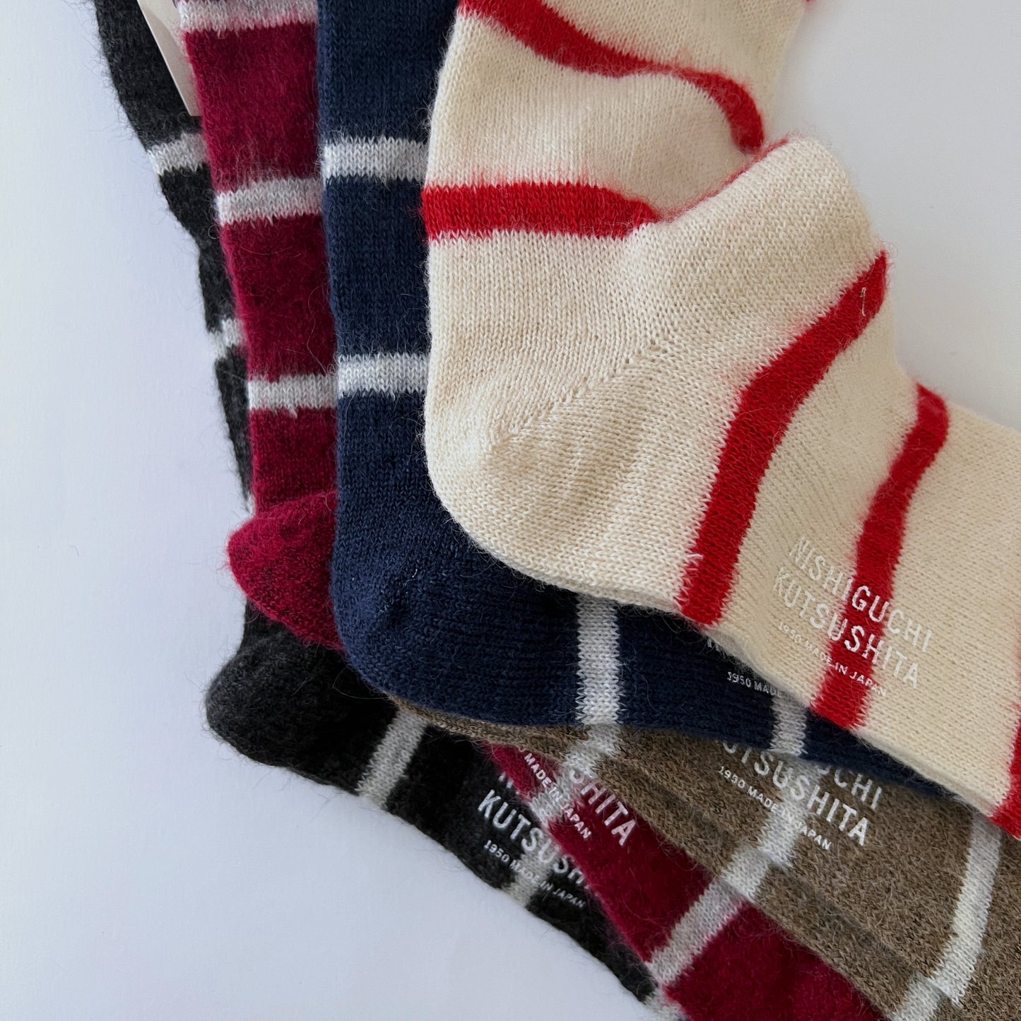 NISHIGUCHI KUTSUSHITA : oslo mohair wool border sock