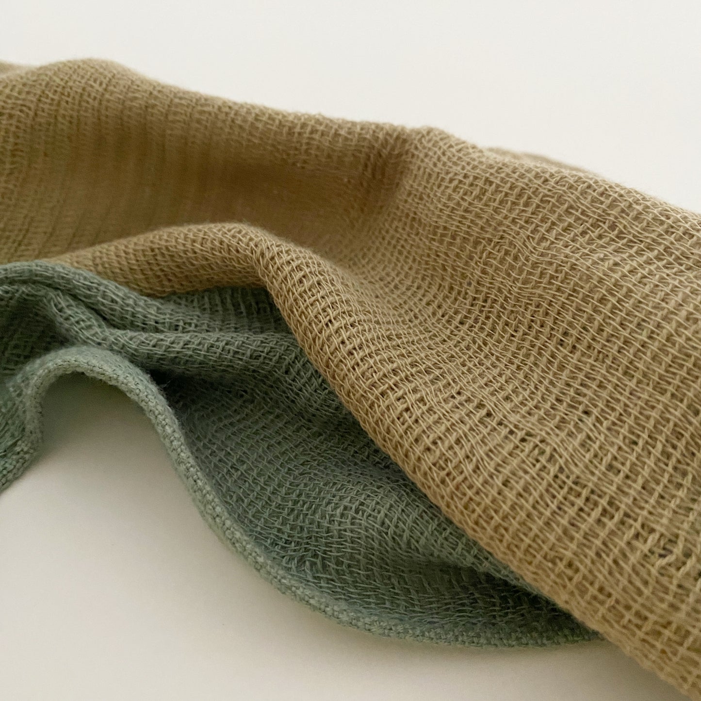 hac : cotton scarf in moss green & grey
