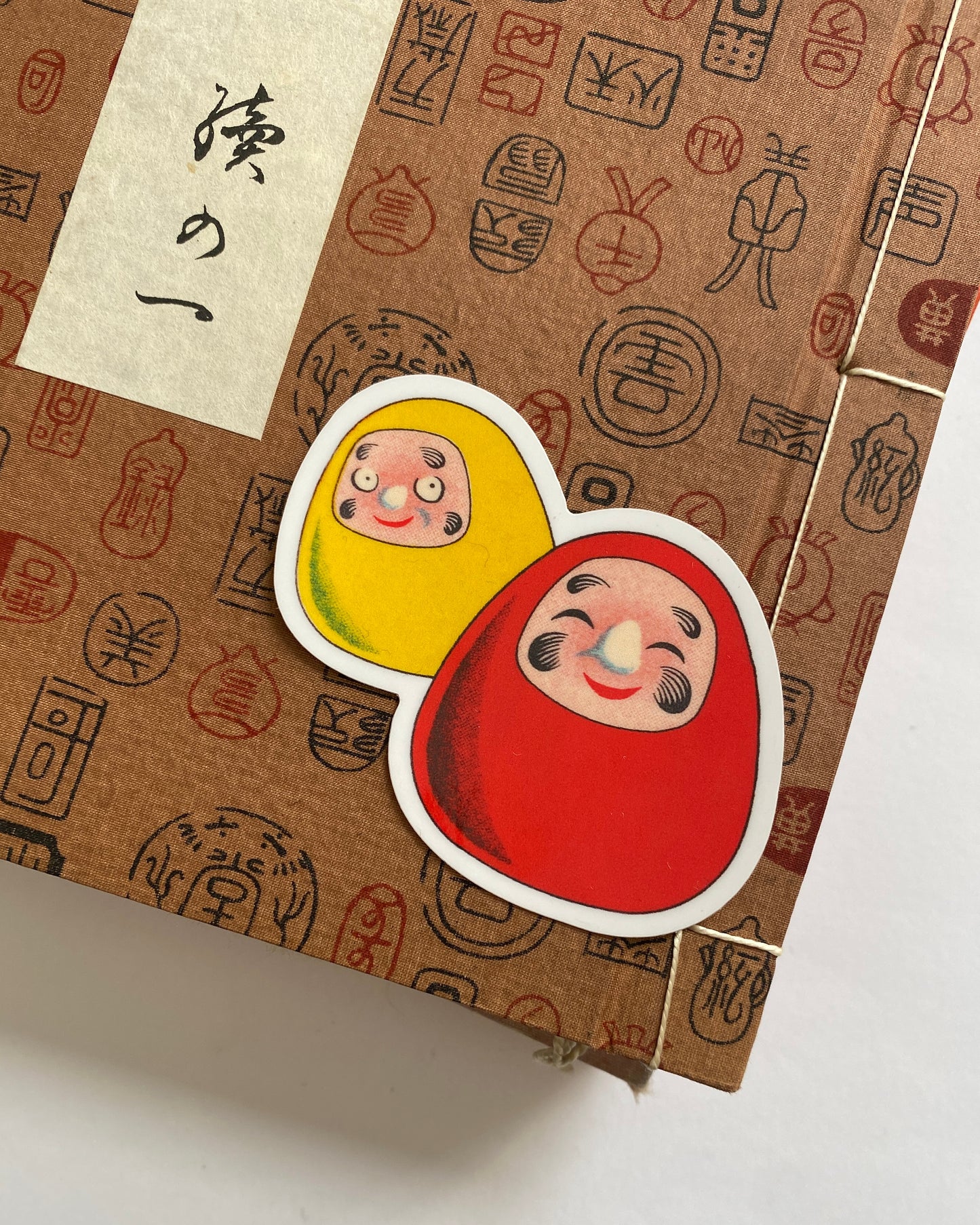 kiku print : vinyl sticker - daruma duo