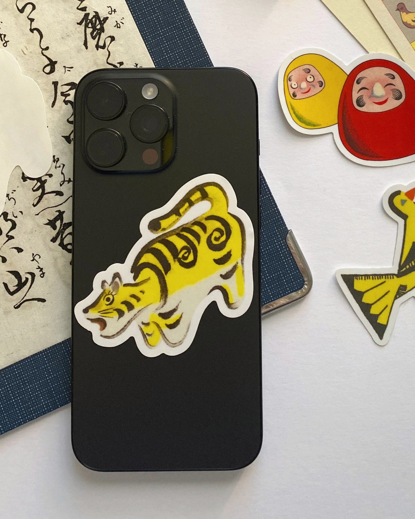 kiku print : vinyl sticker - tora