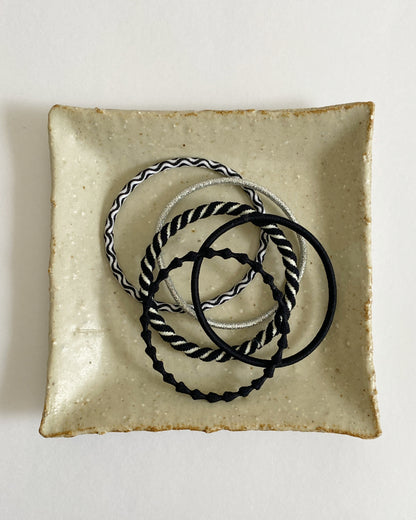 uki : hair ties - black sesame