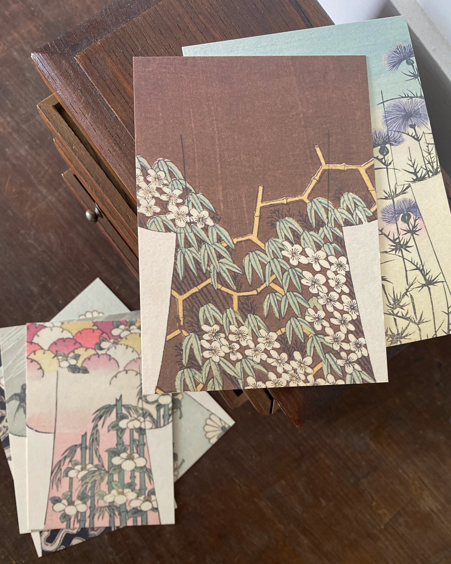 kiku print : postcard - hanikamu