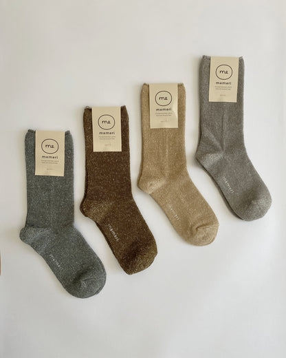 memeri : linen silk socks