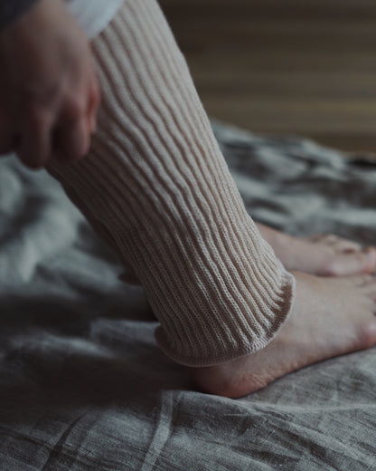 memeri : silk cotton double-weave leg warmers