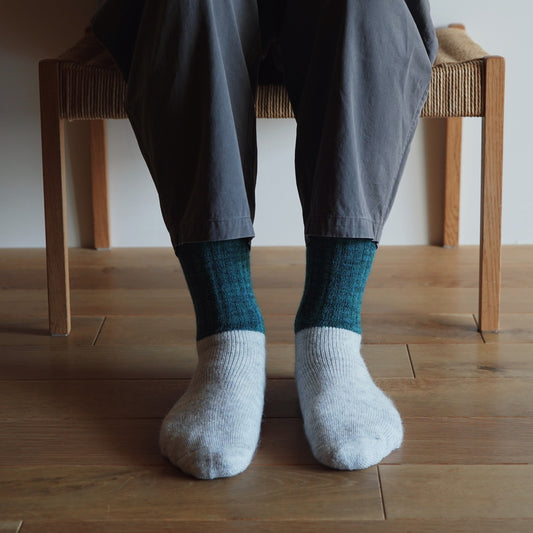 NISHIGUCHI KUTSUSHITA : oslo mohair wool pile sock