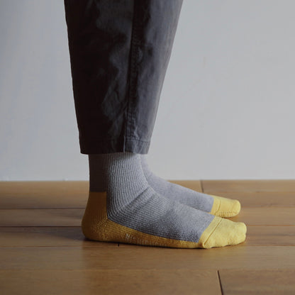 NISHIGUCHI KUTSUSHITA : Wool Pile Trail Socks