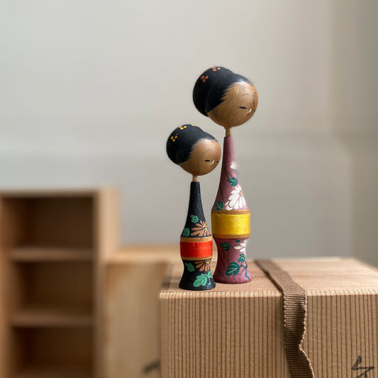 vintage japanese kokeshi duo