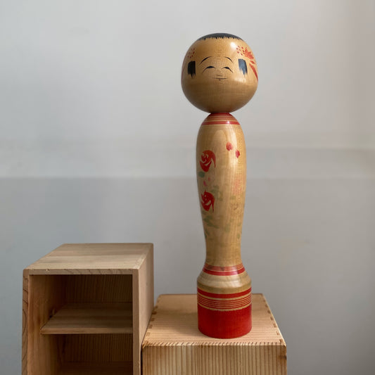 vintage japanese kokeshi