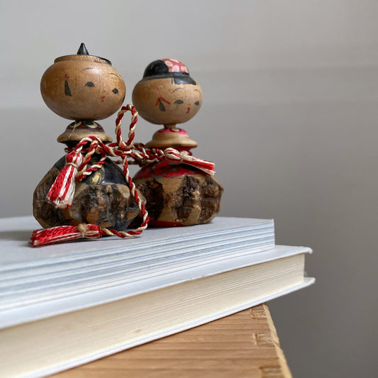 vintage japanese kokeshi duo