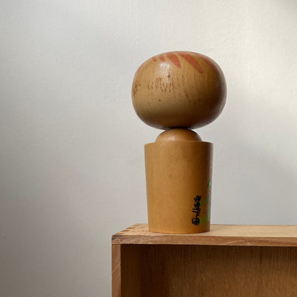 vintage japanese kokeshi