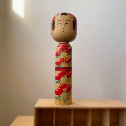 vintage japanese kokeshi