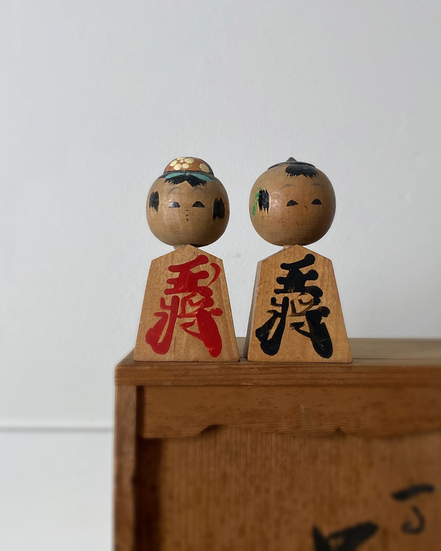 vintage kokeshi pair