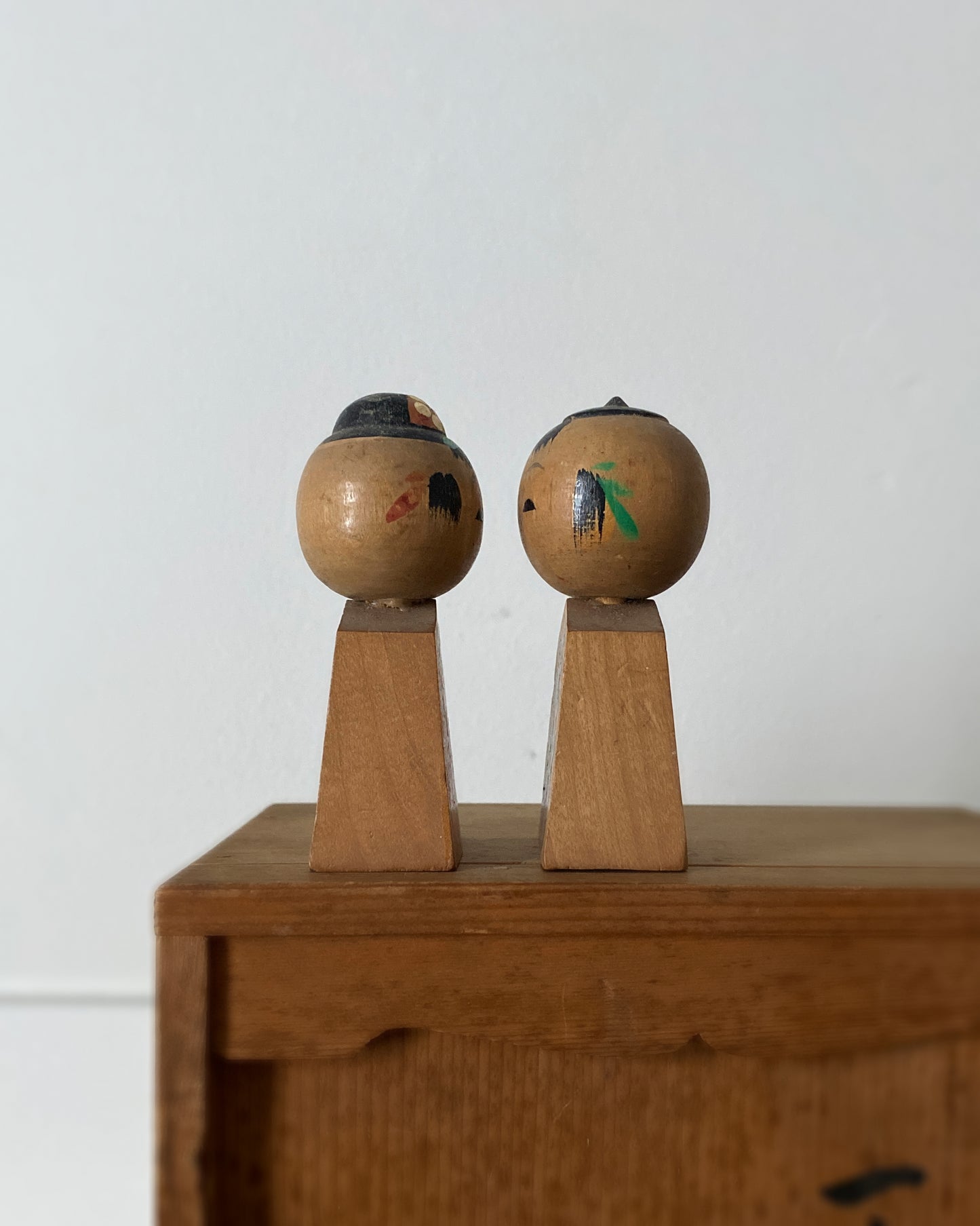 vintage kokeshi pair