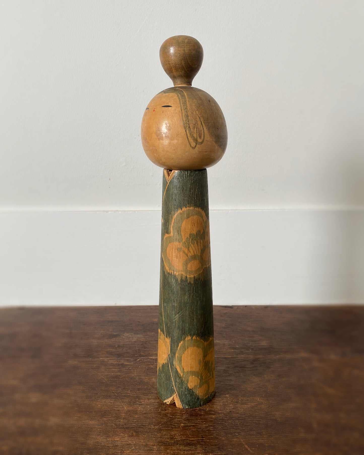 vintage sakura kokeshi by Issetsu Kuribayashi