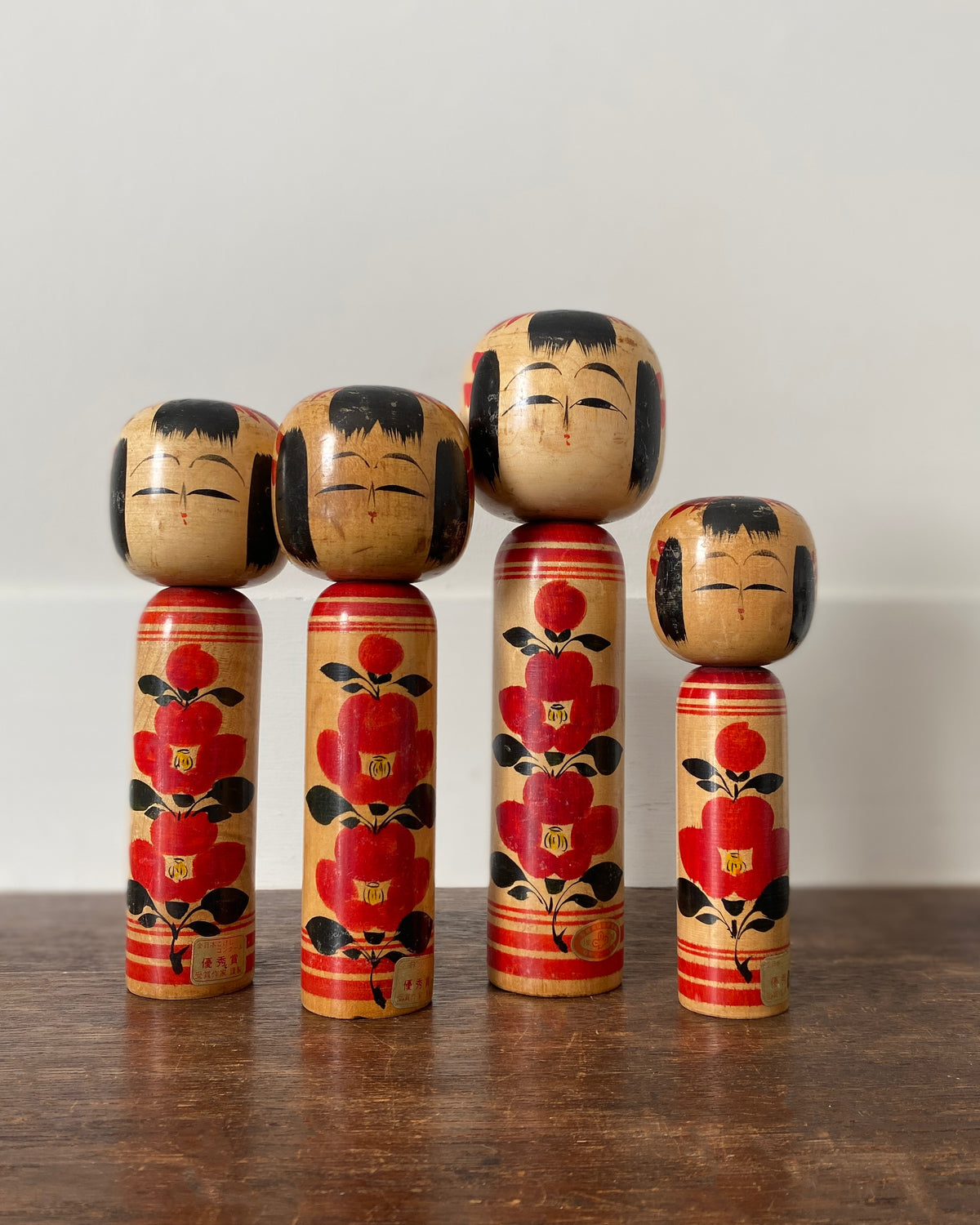 vintage Togatta kokeshi